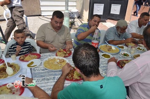 كفرقاسم : ابناء المرحوم الحاج علي توفيق حمودي يُعدون وليمة غداء وقراءة الفاتحة عن روح والدهم المرحوم الحاج علي توفيق حمودي بدير  ابو احسان